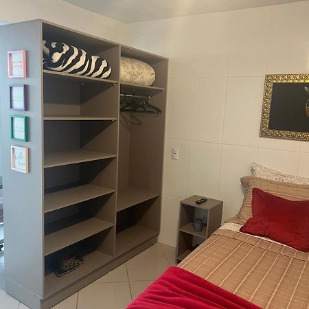 Hospedagem Confortavel E Pratica Para Viajantes E Ferias - Proxima A Br-101 Sao Jose  Eksteriør billede