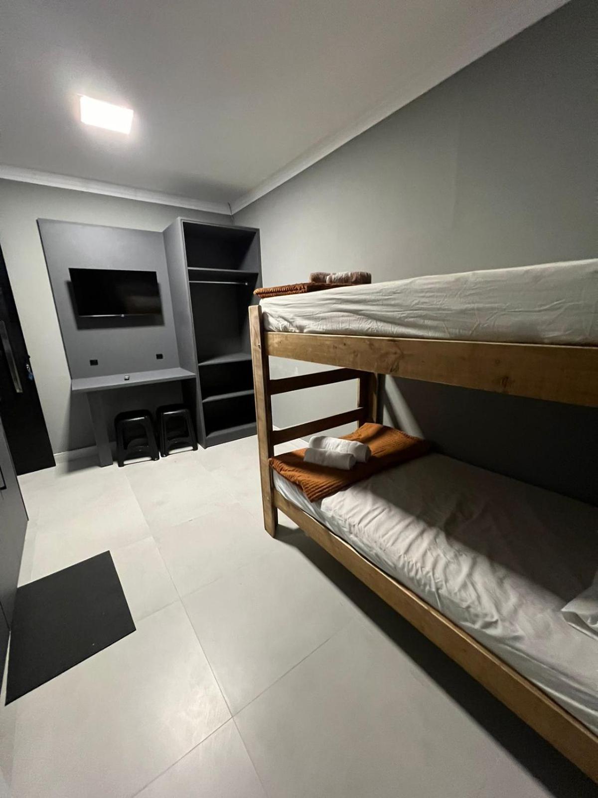 Hospedagem Confortavel E Pratica Para Viajantes E Ferias - Proxima A Br-101 Sao Jose  Eksteriør billede