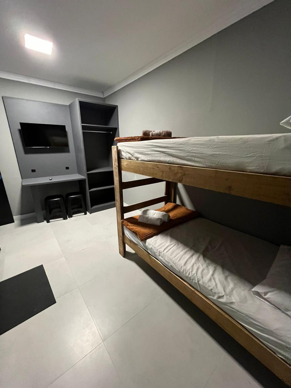 Hospedagem Confortavel E Pratica Para Viajantes E Ferias - Proxima A Br-101 Sao Jose  Eksteriør billede
